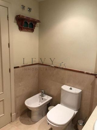 Piso en venta en Nueva Andalucía centro en Marbella