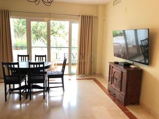 Piso en venta en Nueva Andalucía centro en Marbella