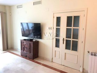 Piso en venta en Nueva Andalucía centro en Marbella