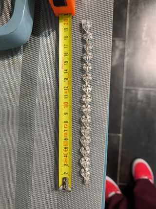 Pulsera de plata con detalles multicolor