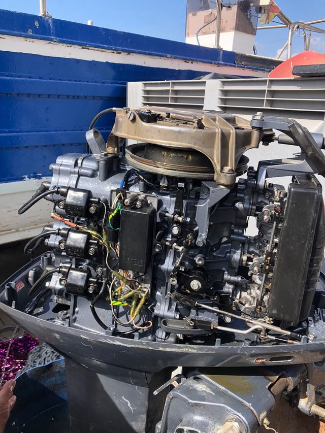 Motor fueraborda Yamaha Enduro 60 CV