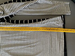 Set 2 magliette a righe bianco e nero manica lunga