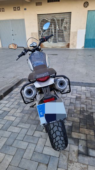 Ducati Scrambler 1100 Special Moto