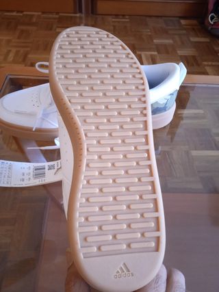 Adidas Bambas Blancas Suela Marrón