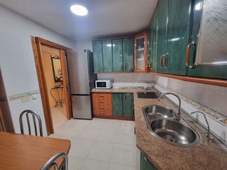 Piso en venta en San Luis en Almería