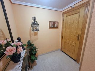 Piso en venta en San Luis en Almería