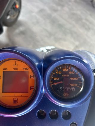 Yamaha Aerox 50cc Azul y Negro