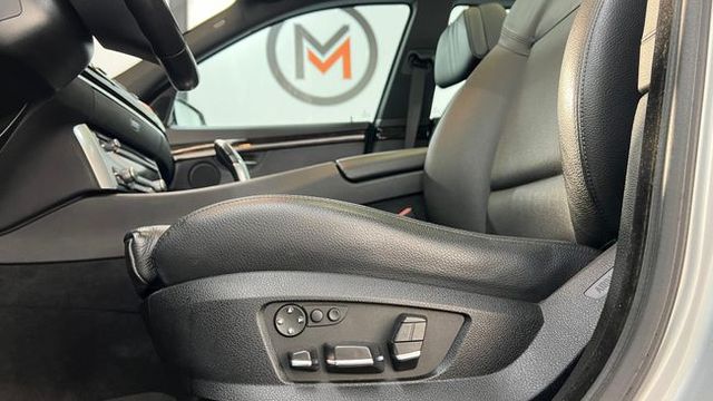 BMW Serie 5 550i xDrive Gran Turismo V8 408Cv - 148.000 Km