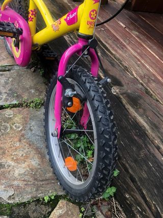 Bicicleta Btwin Lyliu Fleur 16 Flores