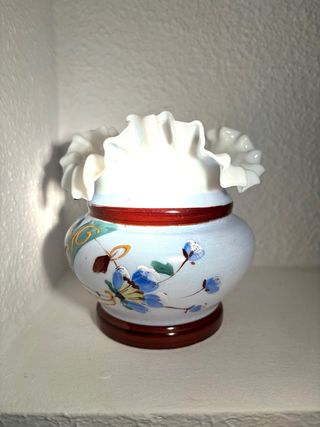 ANTIGUO JARRÓN CRISTAL OPALINO.