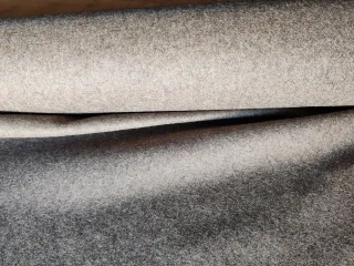 Tessuto in lana colore marrone 