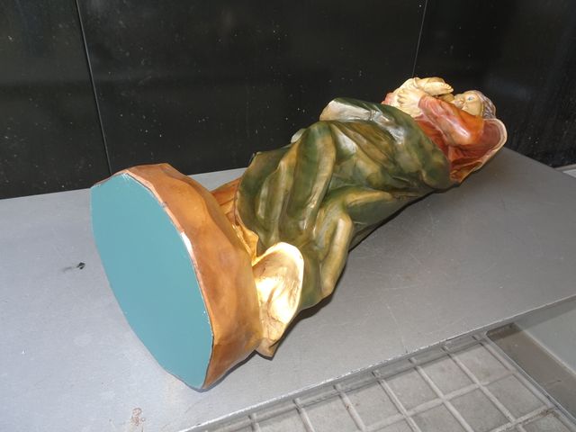 Virgen con Niño figura resina