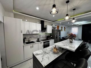 Chalet en venta en Alginet