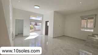 Casa adosada en venta en Bigastro