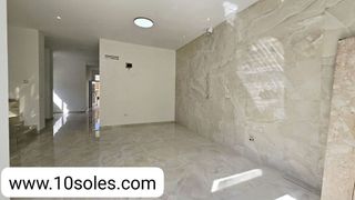 Casa adosada en venta en Bigastro