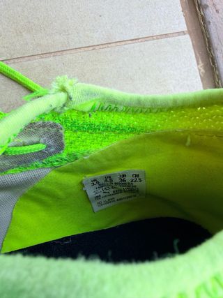 Botas de fútbol Puma niño talla 36