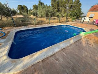 Chalet en venta en Caudete