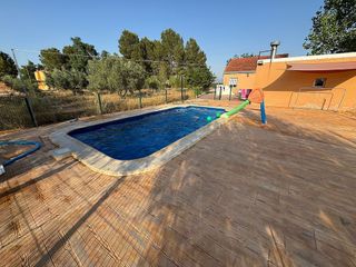 Chalet en venta en Caudete