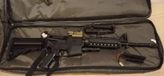 Borsa porta fucile militare verde con M4