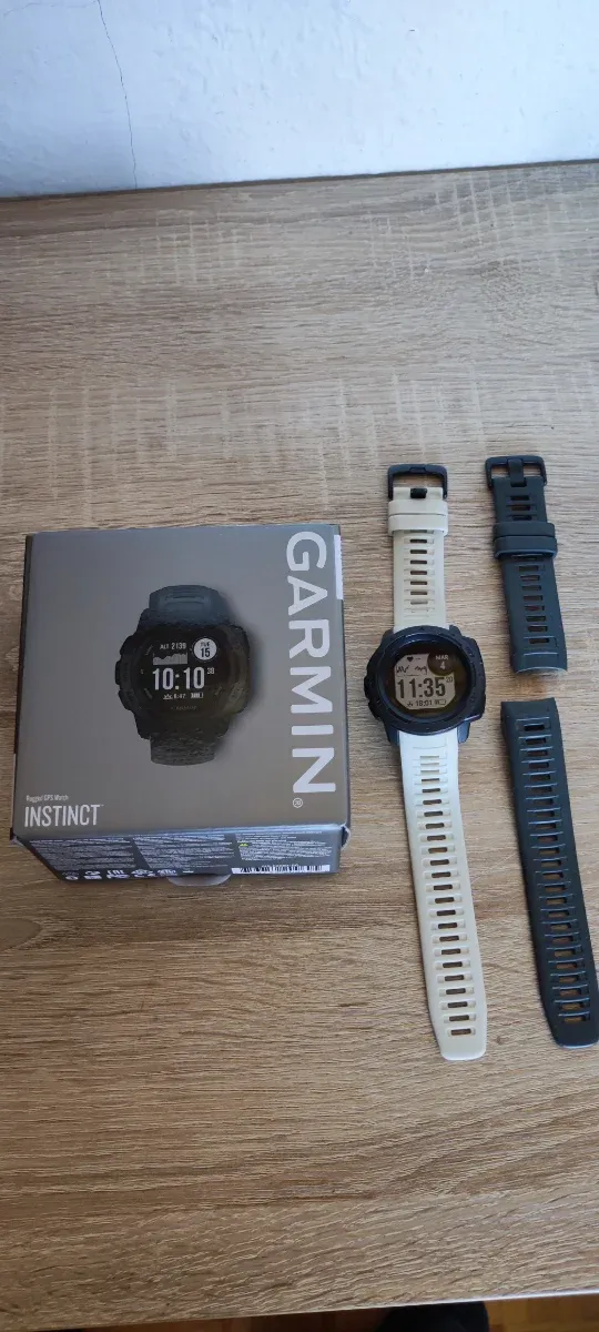 Garmin Instinct Beige/Gris Smartwatch