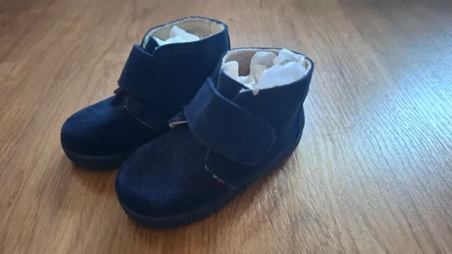 Botas Pisamonas Azul Marino Talla 21