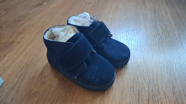 Botas Pisamonas Azul Marino Talla 21