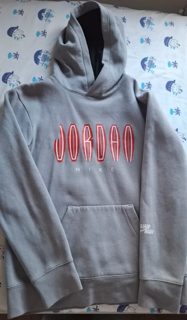 Sudadera Nike Jordan en color gris