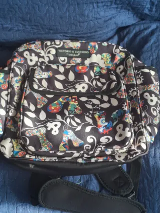 Bolso de bebé Victorio & Luchino estampado