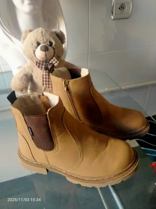 Botas niño/niña Talla 35