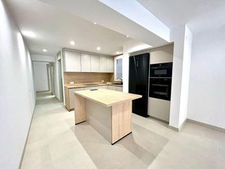 Piso en venta en Nueva Andalucía en Almería