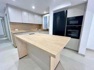 Piso en venta en Nueva Andalucía en Almería