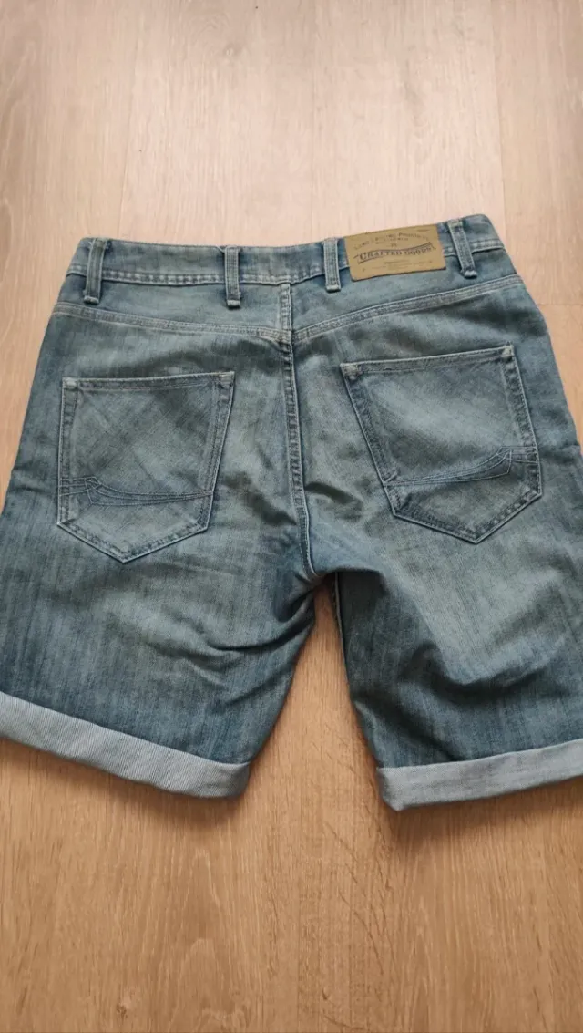 Vaquero corto hombre