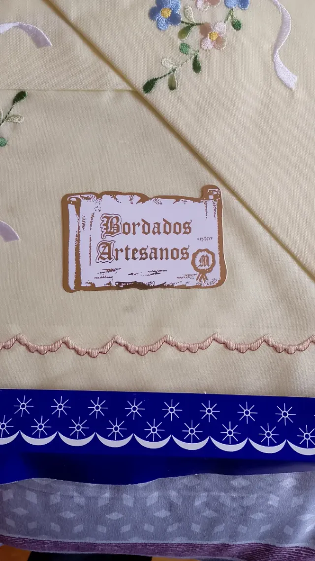 Precioso Juego Sábanas Matrimonio Bordado a mano.