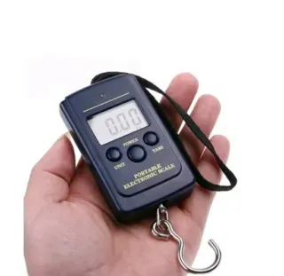 10 plomos pesca, grapas, urfes, linterna bascula.