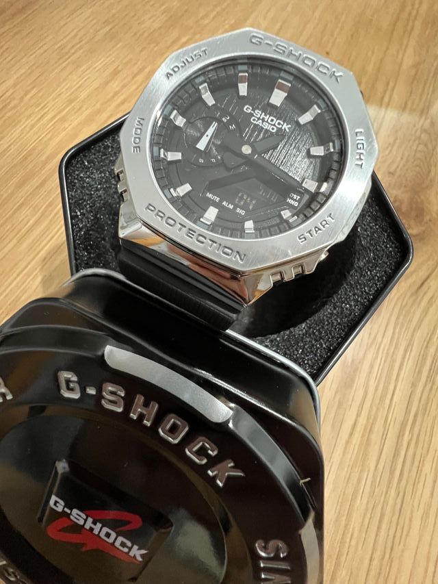 Orologio Casio G-Shock GM2100 Argento Nero