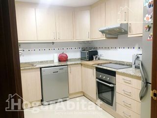 Casa adosada en venta en Vilamarxant