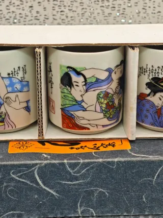 Set 5 Tazze Sake Ceramica Biho Shunga Ukiyo-e