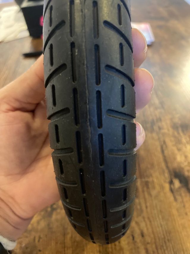 Rueda 10x2 para patinete eléctrico