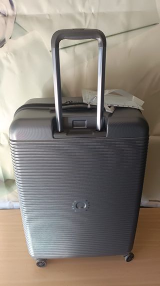 Maleta de viaje gris, medidas 70 x 50 x 30