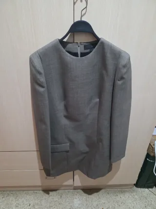 Vestido Zara Gris Nuevo. Talla L . De vestir.