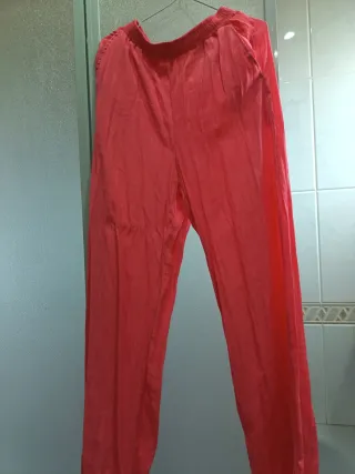 Pantalón rosa fuerte