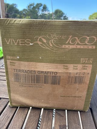 Azulejos Vives 20x20 Triángulos Blanco/Negro