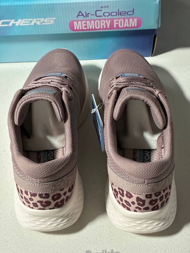 Skechers Air-Cooled Memory Foam Zapatillas Mujer