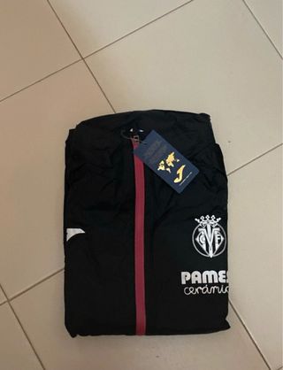 Chaqueta impermeable Villarreal nueva