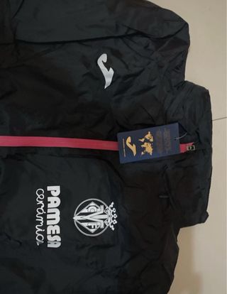 Chaqueta impermeable Villarreal nueva