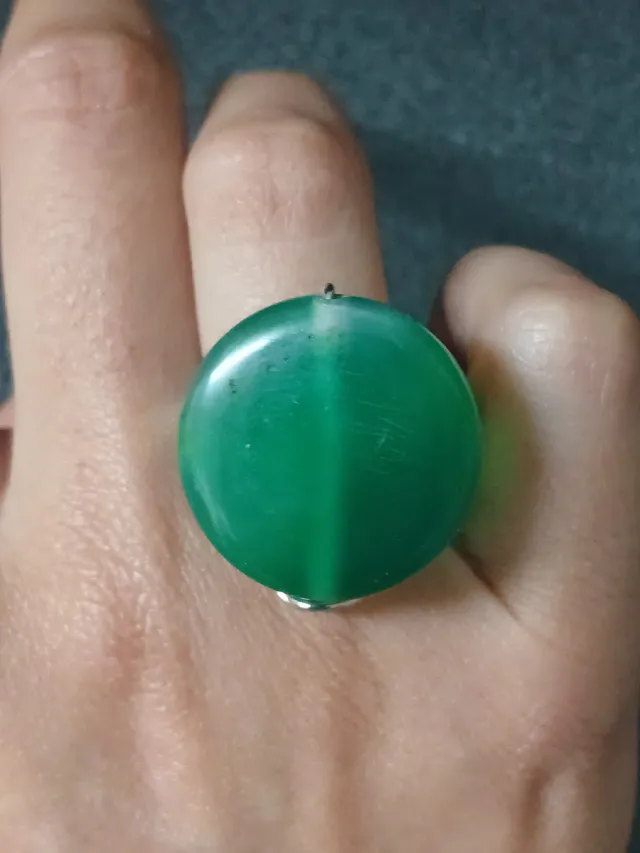 Anel com pedra natural