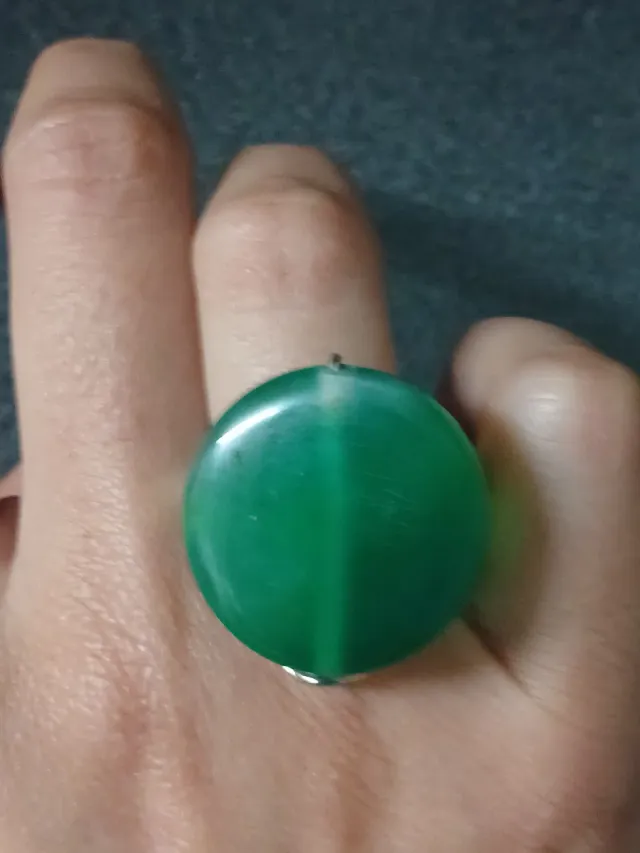 Anel com pedra natural