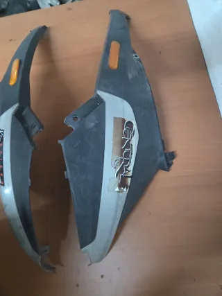 Laterales Piaggio NRG