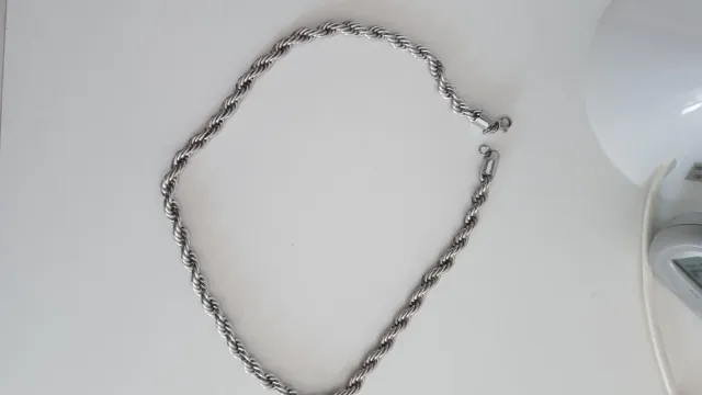 Collar cadena  estilo soga, cordón acero