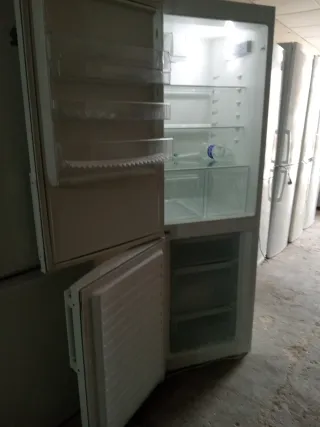 Oferta Solo hoy Frigorífico combi Zanussi Blanco N